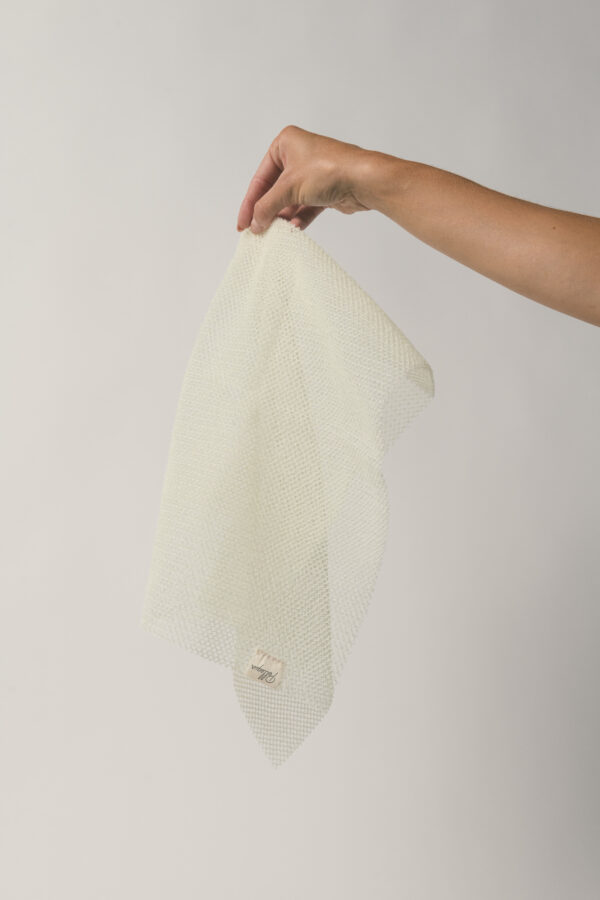 Pellequr Body Wash Towel Helps prevent breakouts, keratosis pilaris, and other like issues.