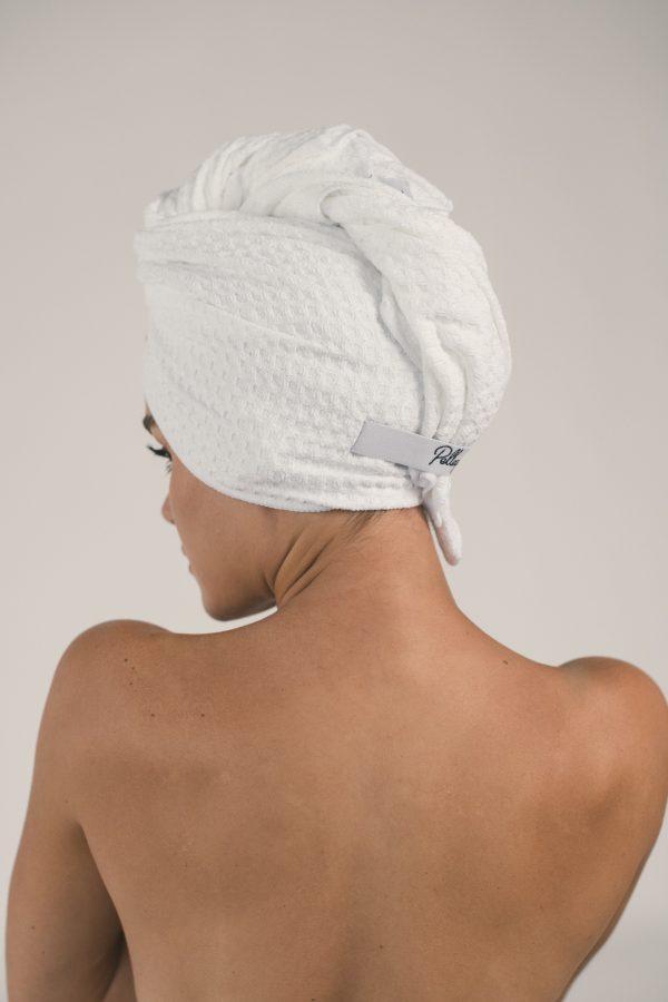 woman wearing "its a wrap" product